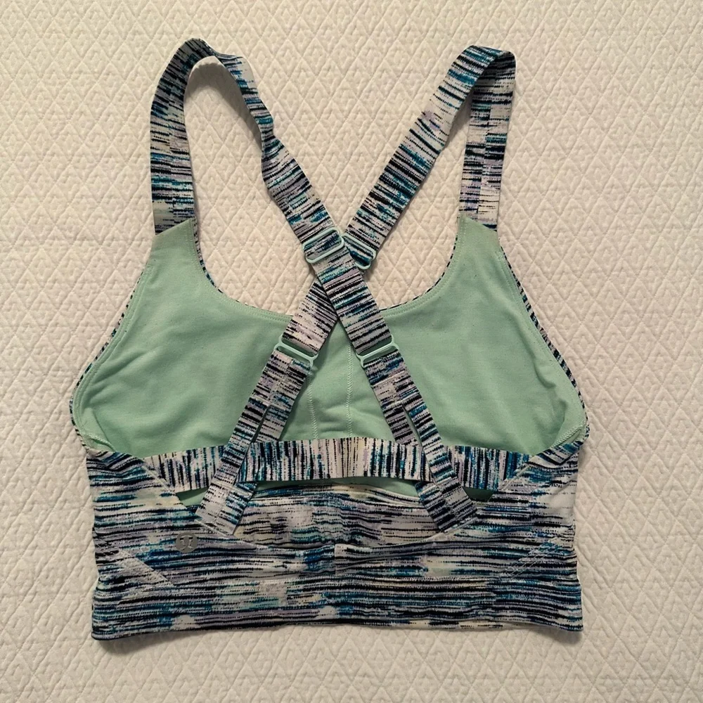 Lululemon Pure Practice Bra, Blurry Belle Multi / Sea Mist , Size 2 - Picture 2 of 3